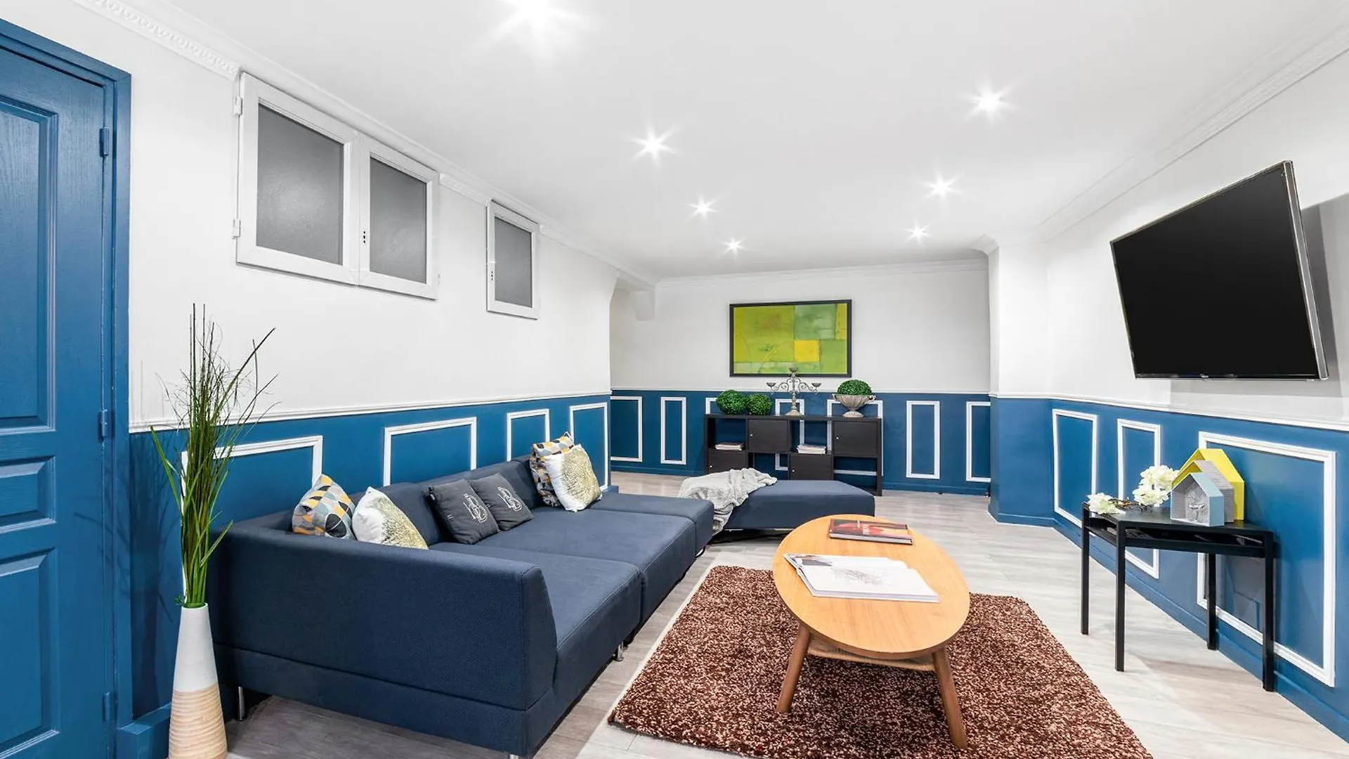 Manray House - Beautiful Three Bedroom Apartment- Paris Center Apartment